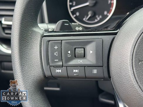 Used 2023 Nissan Rogue SV AWD/4WD image 22