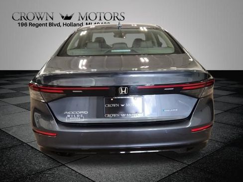 Used 2024 Honda Accord EX-L image 4