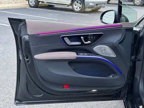 Used 2023 Mercedes-Benz EQS 450+ Sedan image 18