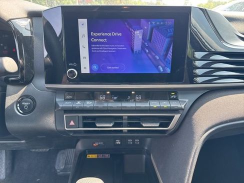 Used 2025 Toyota Camry LE FWD image 7