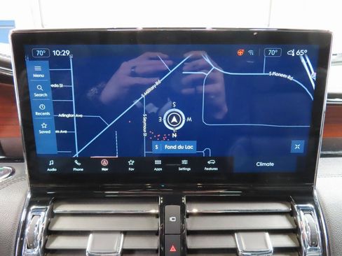 Used 2023 Lincoln Navigator L Reserve w/ Equipment Group 201A image 16