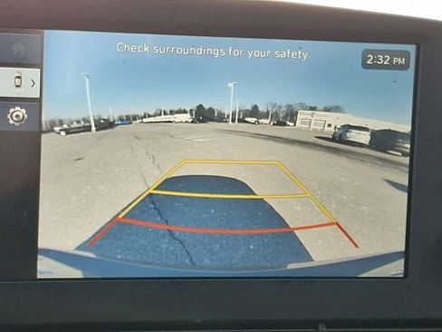 Used 2025 Hyundai Elantra Sport image 18