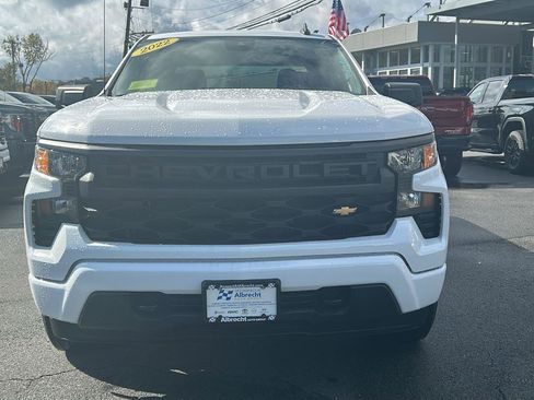 Certified 2022 Chevrolet Silverado 1500 Custom image 2