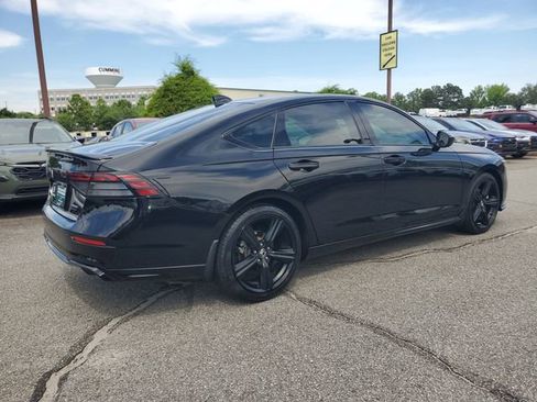 Used 2024 Honda Accord Sport image 6