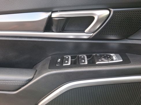 Used 2024 Kia Telluride S w/ S Sunroof Package image 14