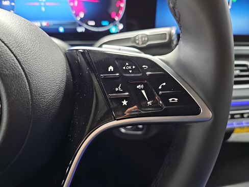 New 2026 Mercedes-Benz GLE 350 4MATIC image 19