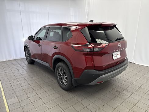 Used 2023 Nissan Rogue S image 6