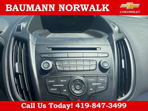 Used 2017 Ford Escape SE FWD image 17