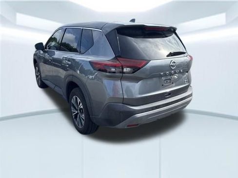 Used 2021 Nissan Rogue SV FWD image 8