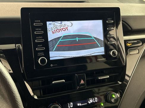 Used 2024 Toyota Camry LE image 17