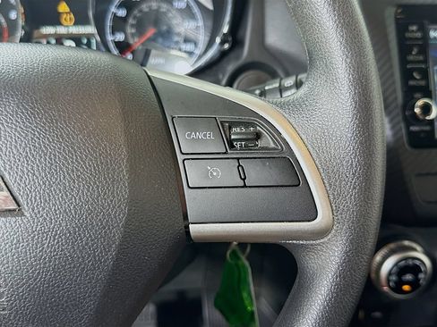 Used 2024 Mitsubishi Outlander Sport SE AWD/4WD image 22