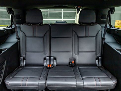 Used 2022 Chevrolet Tahoe RST w/ Sport Performance Package image 38