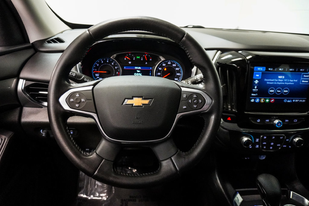 Used 2021 Chevrolet Traverse LT FWD image 15