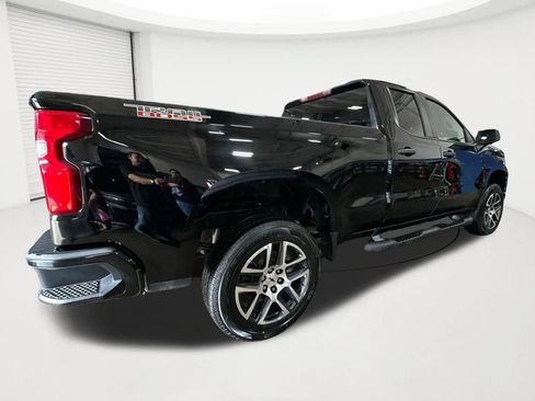 Used 2019 Chevrolet Silverado 1500 Custom Trail Boss w/ Custom Convenience Package image 5