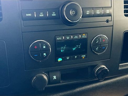 Used 2011 Chevrolet Silverado 1500 LT w/ All-Star Edition image 15