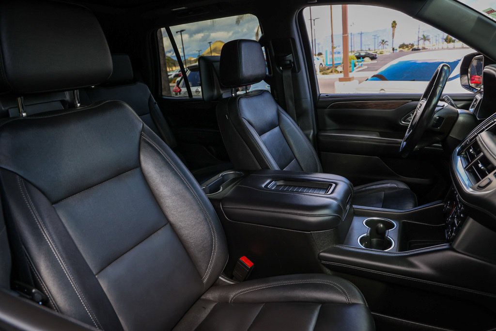 Used 2021 Chevrolet Tahoe Z71 w/ Rear Media and Nav Package AWD/4WD image 23