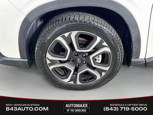 Used 2023 Subaru Ascent Touring AWD/4WD image 8