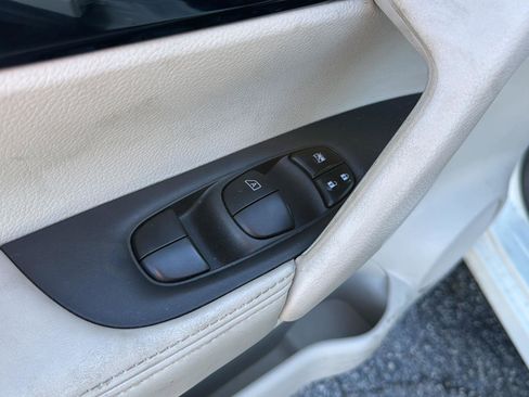 Used 2019 Nissan Rogue Sport SL image 27