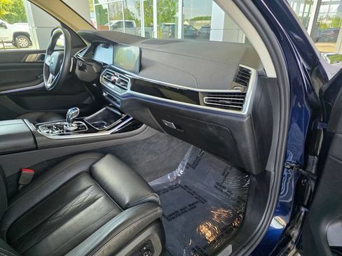 Used 2022 BMW X7 xDrive40i w/ Executive Package AWD/4WD image 9