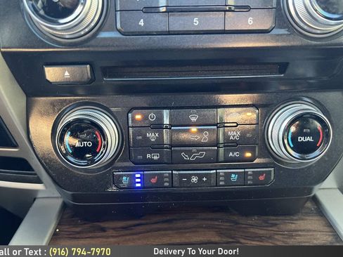 Used 2018 Ford F150 Lariat w/ Equipment Group 502A Luxury AWD/4WD image 25