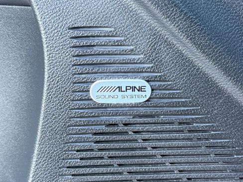 Used 2018 Dodge Challenger GT w/ Driver Convenience Group image 19