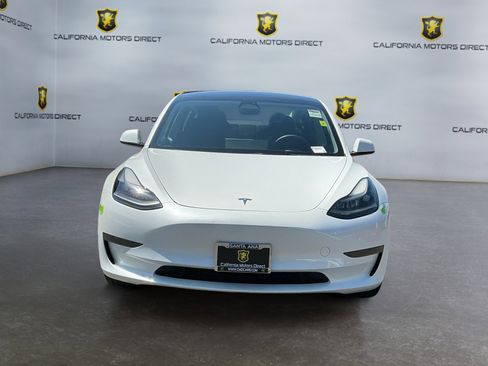 Used 2023 Tesla Model 3 Standard Range image 2