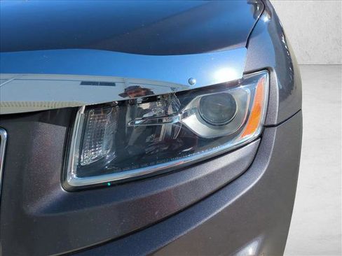 Used 2014 Jeep Grand Cherokee Laredo w/ Quick Order Package 23E RWD image 9