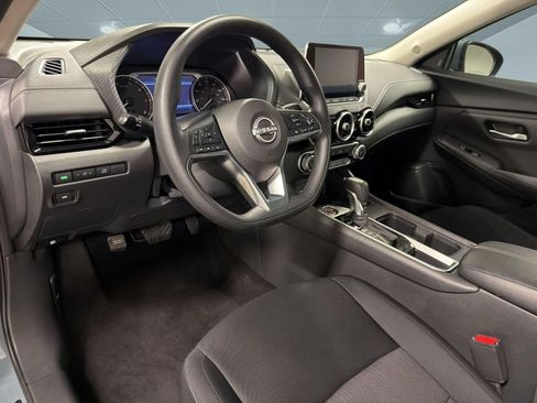 Used 2024 Nissan Sentra SV FWD image 4