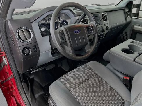 Used 2014 Ford F250 XLT w/ XLT Premium Package image 10