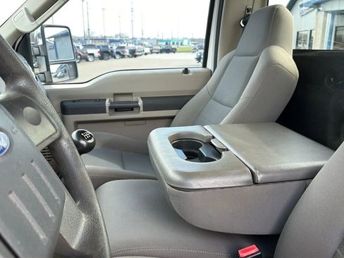 Used 2010 Ford F250 XLT image 56