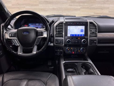 Used 2020 Ford F350 Platinum w/ FX4 Off-Road Package image 2