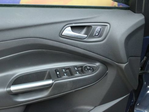 Used 2018 Ford Escape SEL w/ Ford Safe & Smart Package FWD image 7