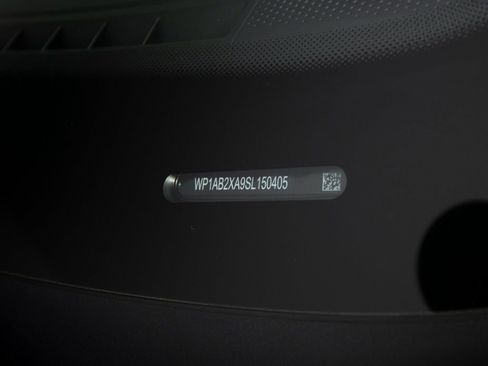 Certified 2025 Porsche Macan 4S Electric image 45