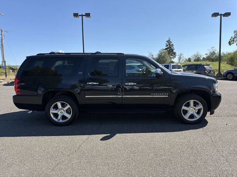 Used 2012 Chevrolet Suburban LTZ AWD/4WD image 2