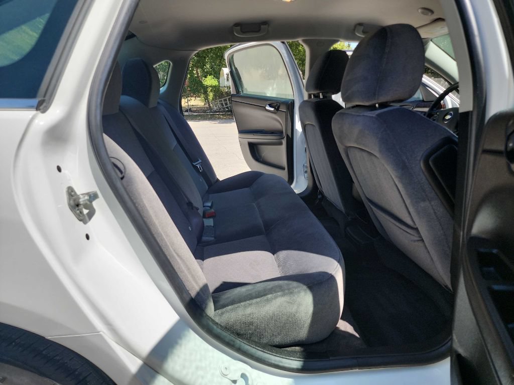 Used 2014 Chevrolet Impala Limited LS FWD image 30