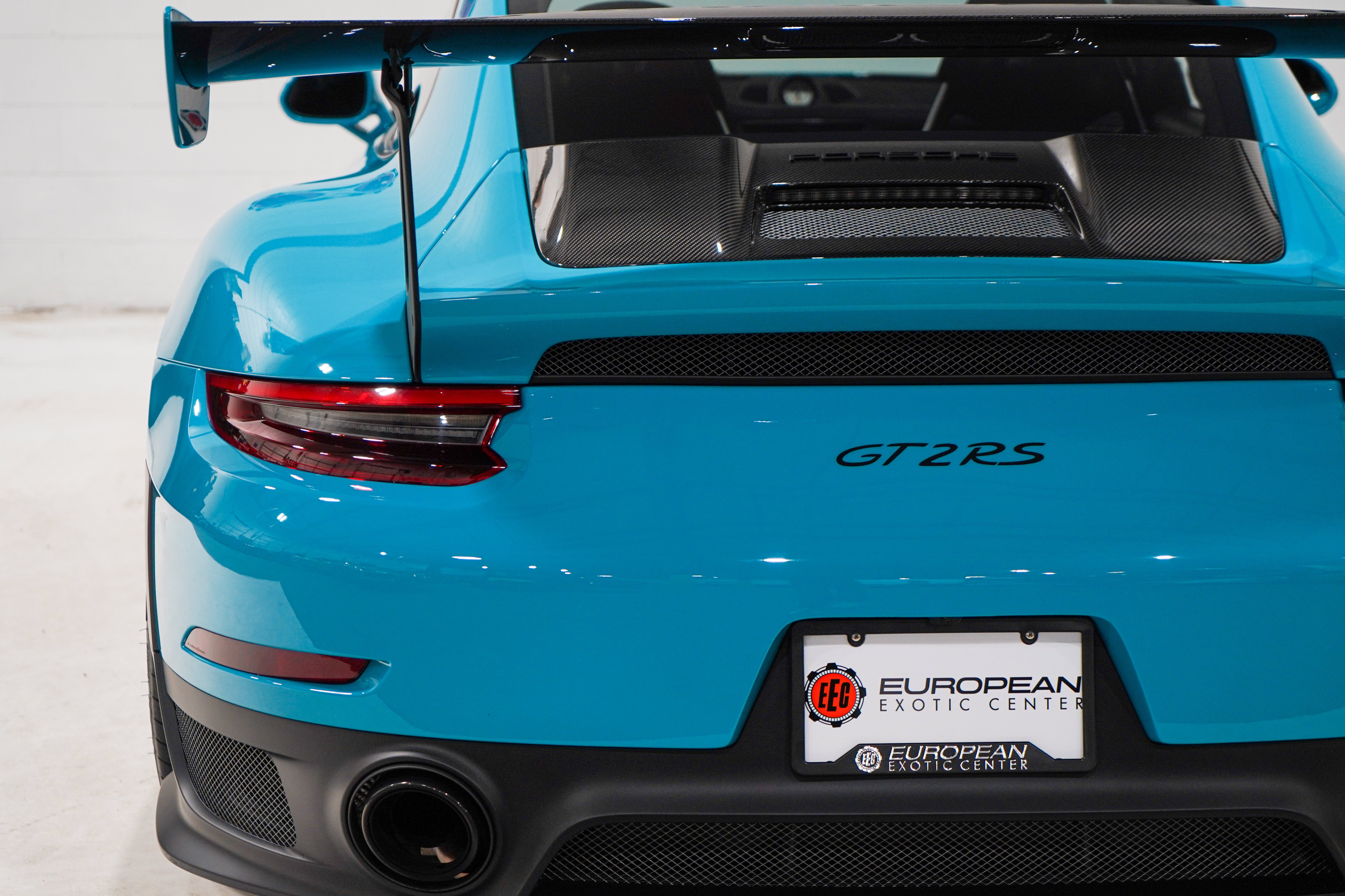 Used 2018 Porsche 911 GT2 RS RWD image 37