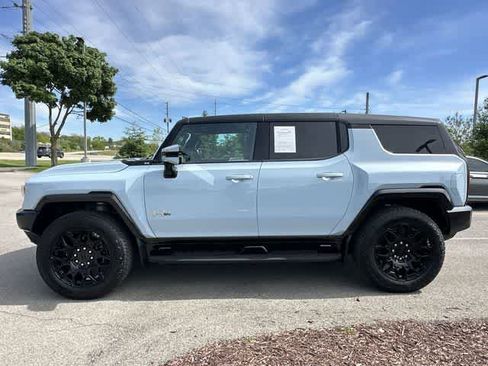 Used 2024 GMC Hummer EV 2X AWD/4WD image 2