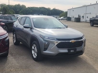 Used 2024 Chevrolet Trax LS w/ LS Convenience Package