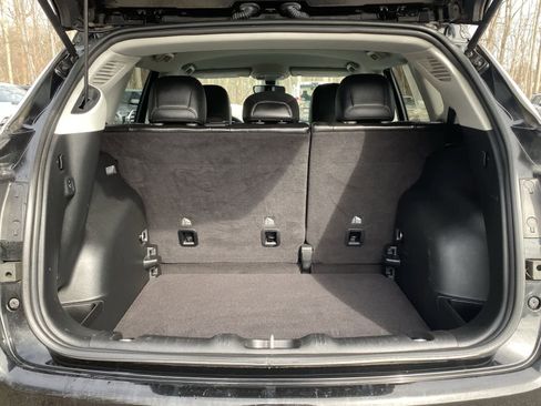 Used 2019 Jeep Compass Latitude image 18