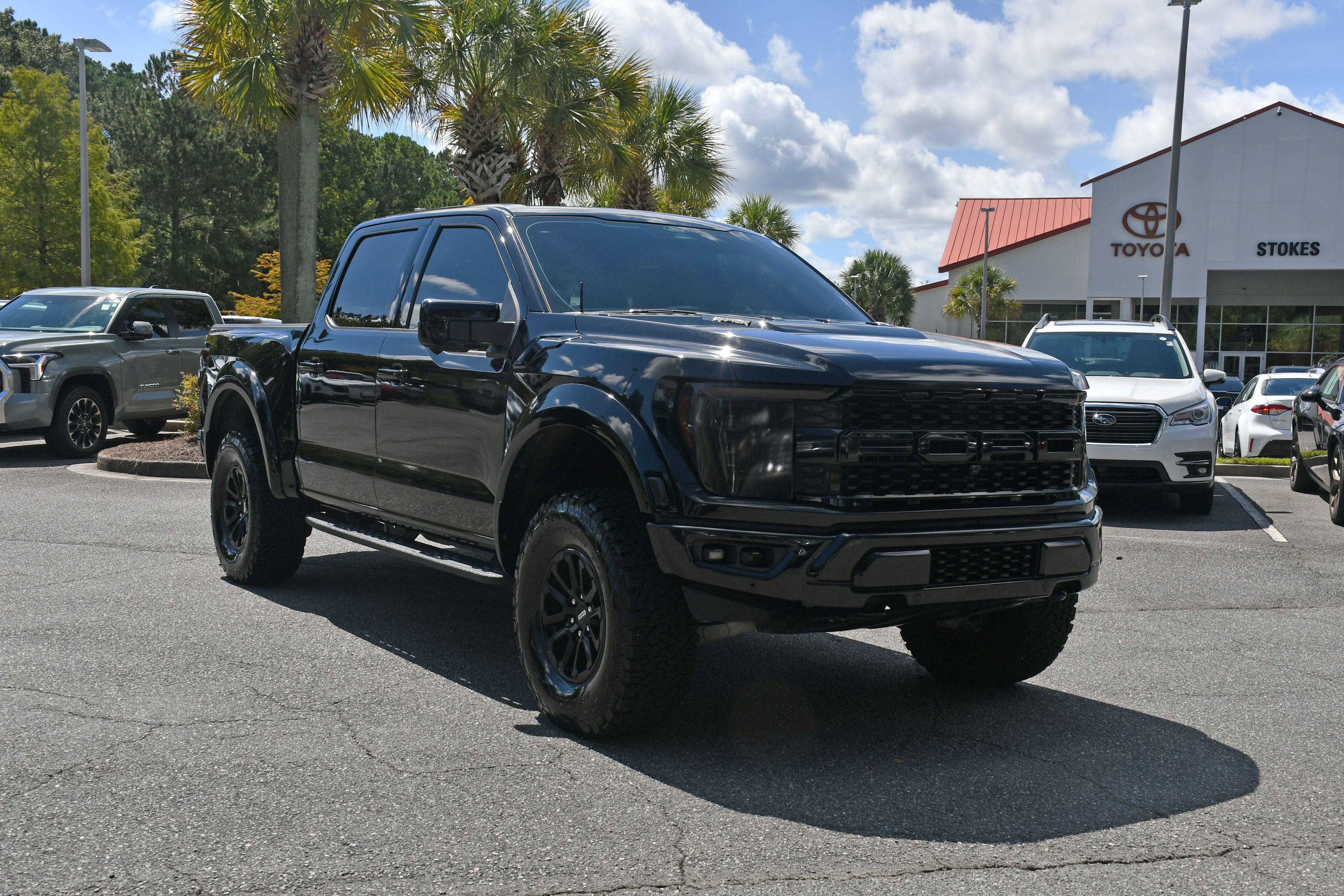 Used 2022 Ford F150 Raptor w/ Equipment Group 801A High AWD/4WD image 7