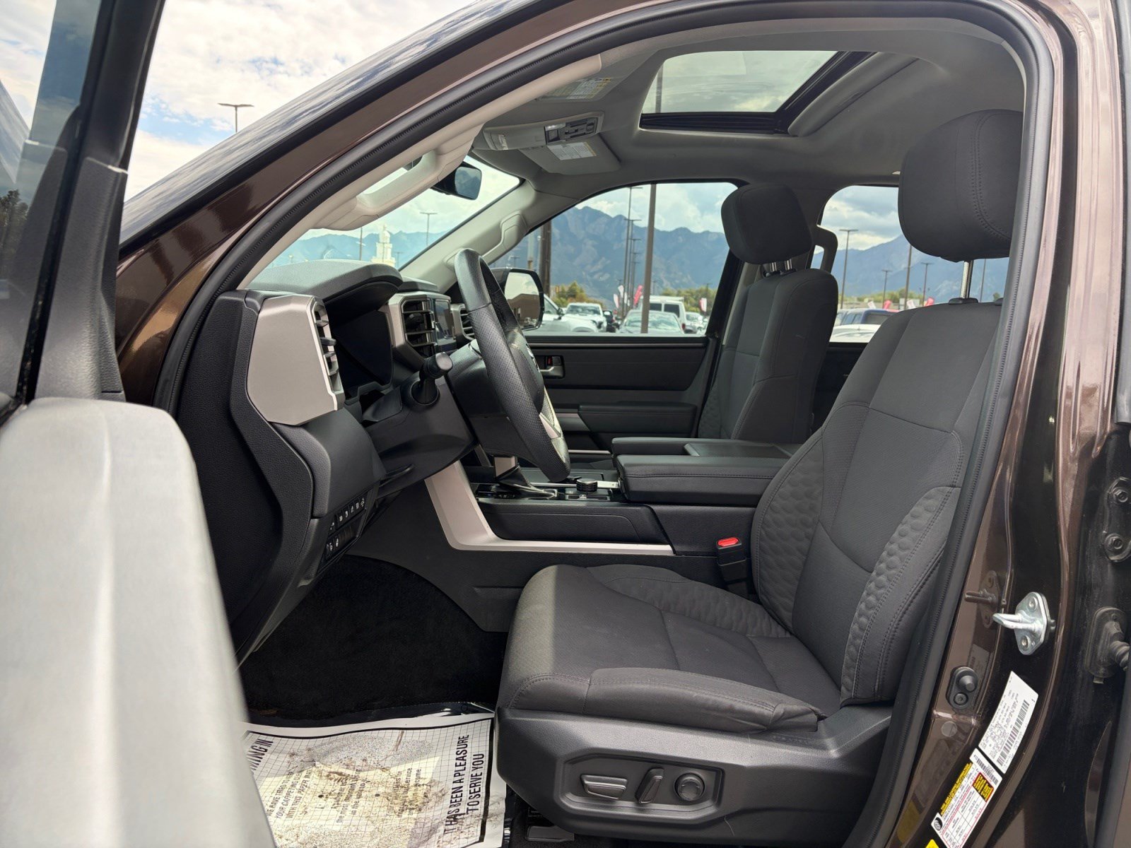 Certified 2023 Toyota Sequoia SR5 AWD/4WD image 11