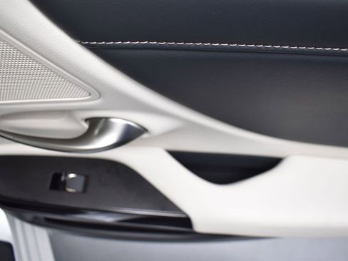 New 2025 Lexus ES 350 w/ Premium Package image 18