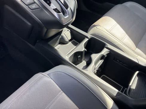Used 2019 Honda CR-V Touring image 16