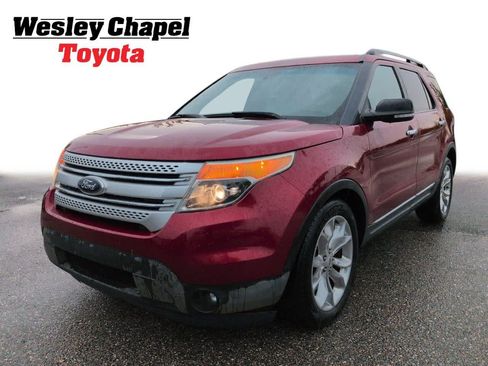 Used 2013 Ford Explorer XLT FWD image 1