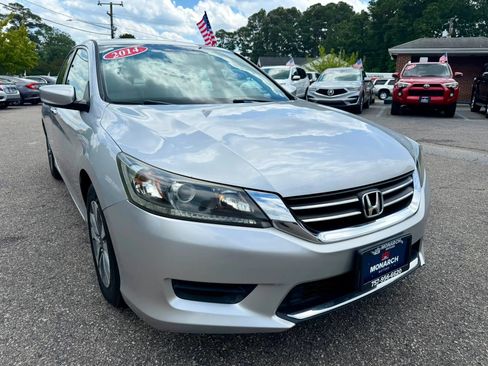 Used 2014 Honda Accord LX image 7