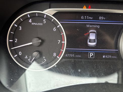 Used 2024 Nissan Sentra SV FWD image 15
