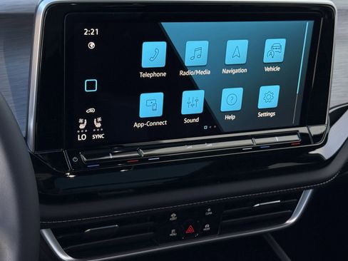 New 2026 Volkswagen Atlas Cross Sport SE FWD image 15
