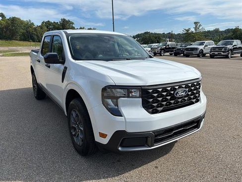 New 2025 Ford Maverick XLT w/ XLT Luxury Package image 6