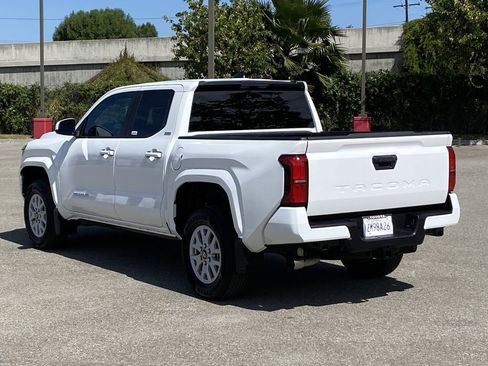 Certified 2026 Toyota Tacoma SR5 image 4