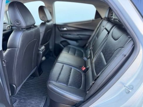 Used 2023 Chevrolet Bolt LT w/ Infotainment Package FWD image 21